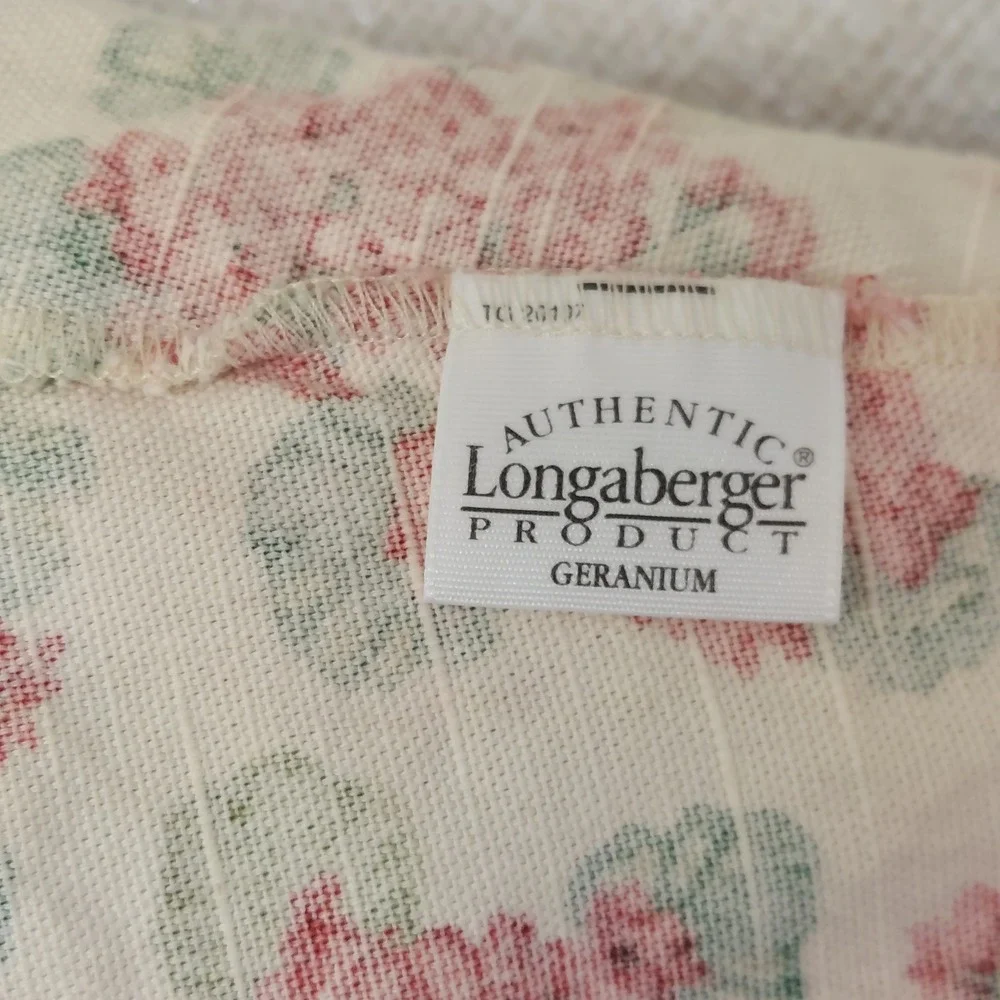 Longaberger 2002 Geranium Basket with Plastic Protector and Fabric Liner Floral